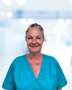 Marja Jagers op Akkerhuis, Chirurg bij Dr. Brinkmann Kliniek